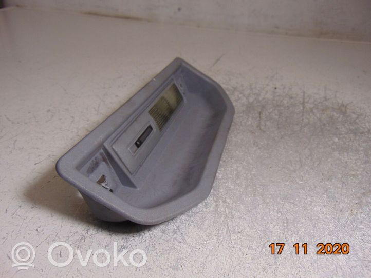 Peugeot 806 Lampka podsufitki tylna 1472342077