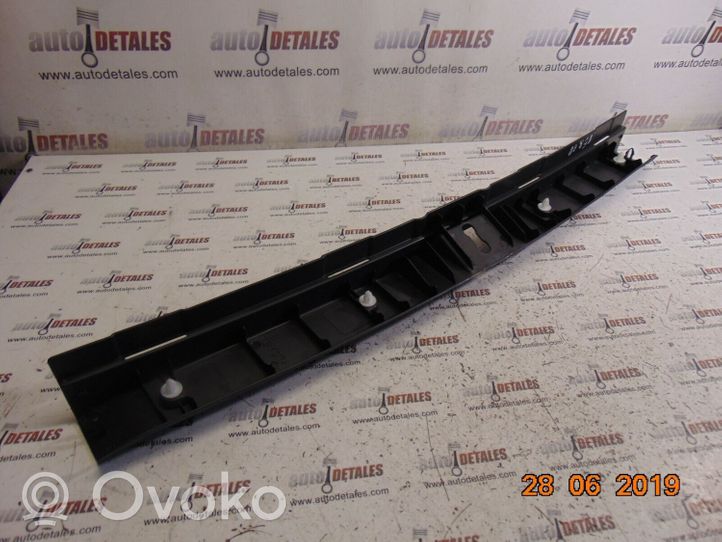 Toyota Corolla Verso AR10 Protection de seuil de coffre 647160F010