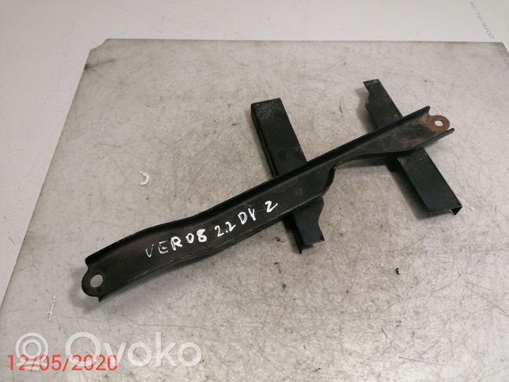 Toyota Corolla Verso AR10 Support batterie 