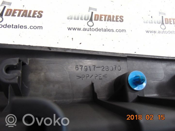 Toyota Previa (XR30, XR40) II Takaoven kynnyksen suojalista 6791728070