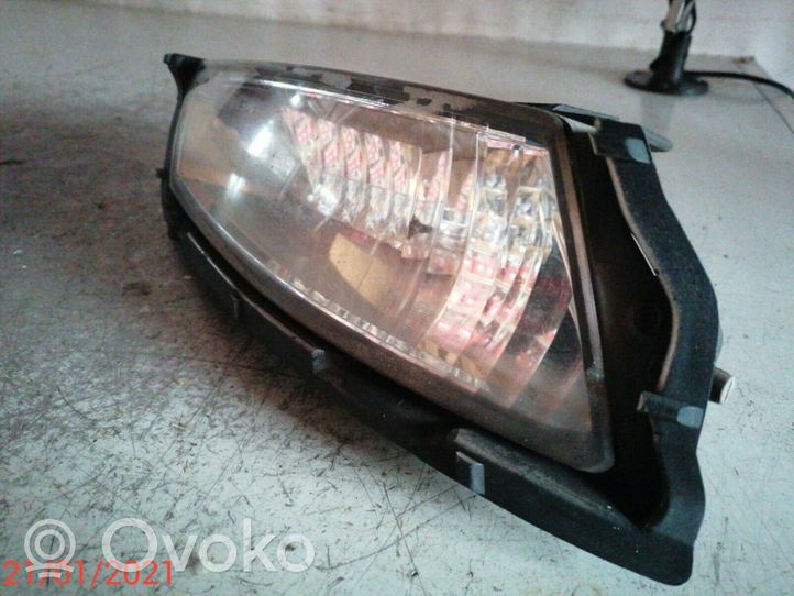 Toyota Previa (XR30, XR40) II Światło przeciwmgłowe przednie 