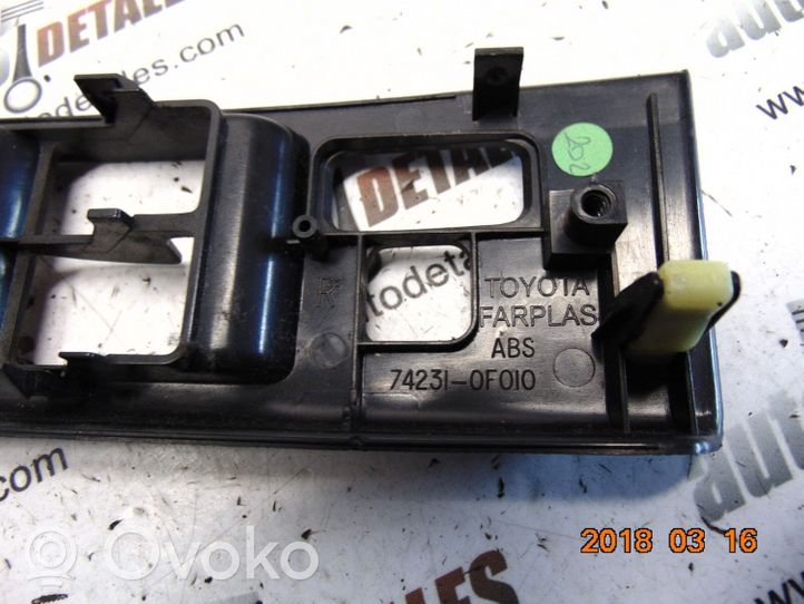 Toyota Corolla Verso AR10 Support bouton lève vitre porte avant 742310F010