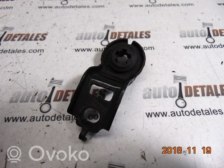 Toyota Corolla Verso E121 Radiator mount bracket 