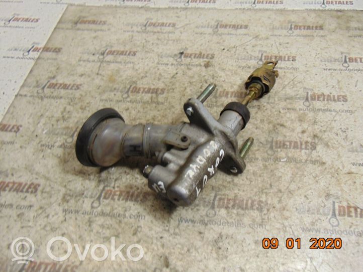 Toyota Corolla E120 E130 Główny cylinder sprzęgła 