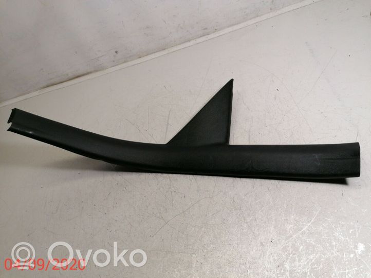 Toyota Avensis T270 Takaoven kynnyksen suojalista 67917-05060