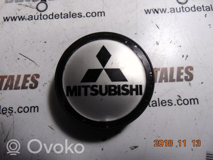 Mitsubishi Outlander Dekielki / Kapsle oryginalne 2226800001