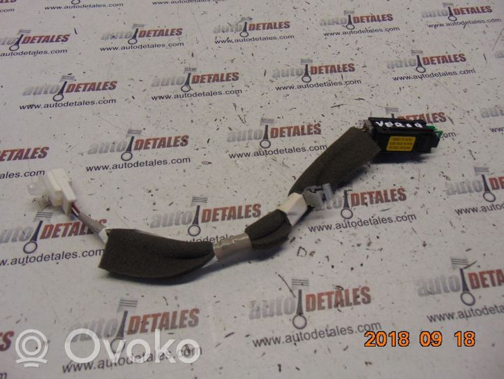 Toyota Verso Câble adaptateur AUX 822230F060