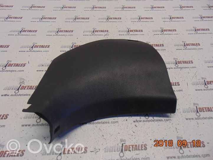 Toyota Verso Rivestimento vano piedi laterale 621110F020