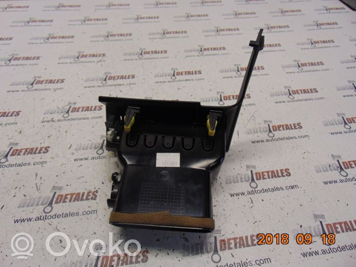 Toyota Verso Garniture, panneau de grille d'aération latérale 556800F040