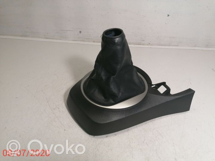 Toyota Verso-S Rivestimento in pelle/manopola della leva del cambio 5542052070