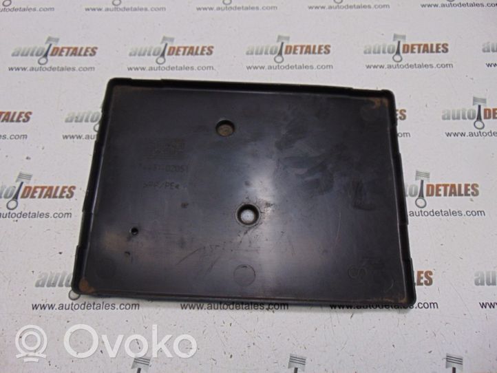 Toyota Avensis T250 Battery tray 74431-02051