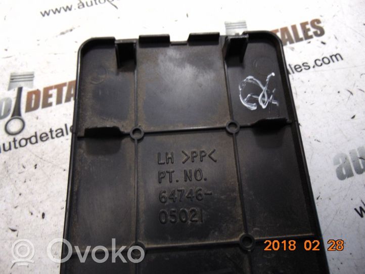 Toyota Avensis T220 Muu vararenkaan verhoilun elementti 6474605021