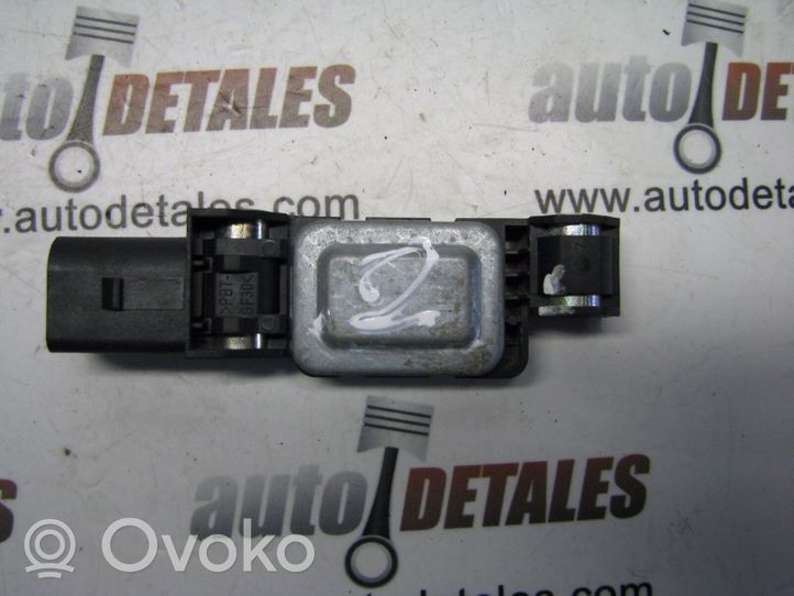 Porsche Cayenne (9PA) Sensore d’urto/d'impatto apertura airbag 4B0959643C