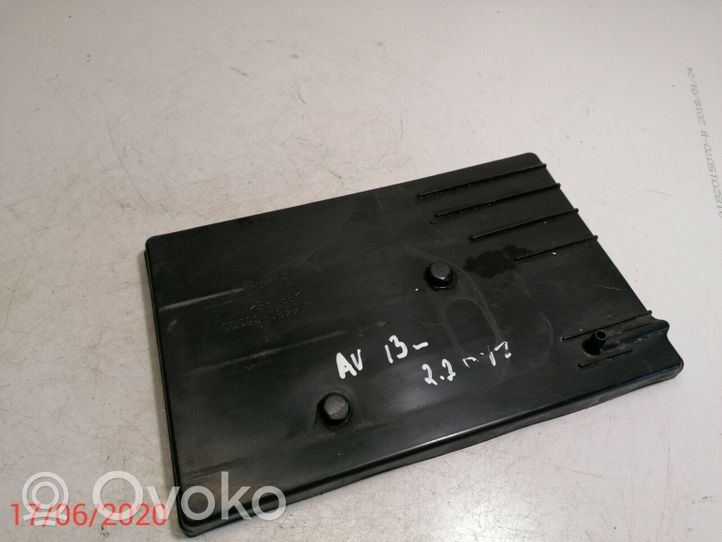 Toyota Avensis T270 Boîte de batterie 7443105100