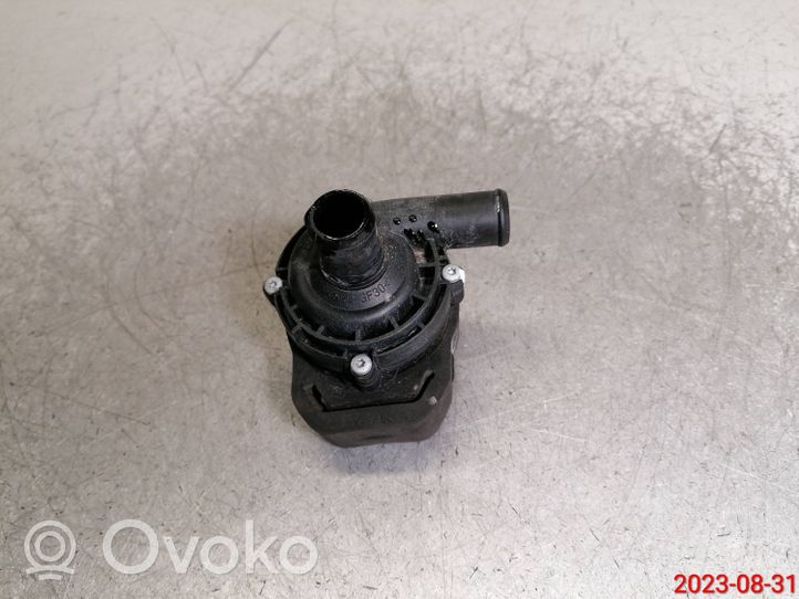 Mercedes-Benz GL X166 Pompe à eau de liquide de refroidissement A2218350028