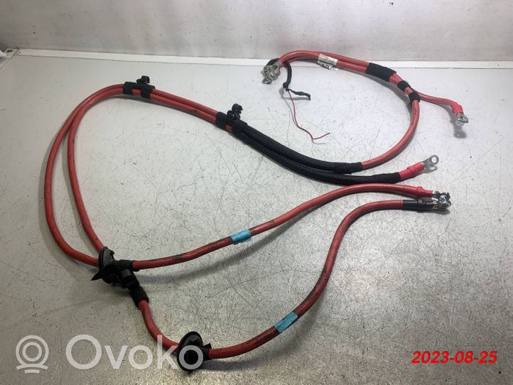 Mercedes-Benz GL X166 Câble de batterie positif A1664409607