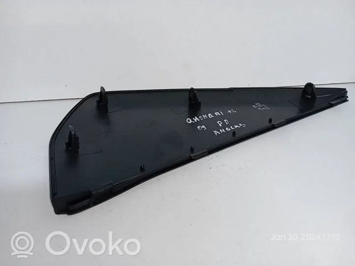 Nissan Qashqai+2 Panelės apdailos skydas (šoninis) 68498JD000