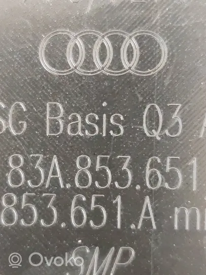 Audi Q3 F3 Etupuskurin ylempi jäähdytinsäleikkö 83A853651