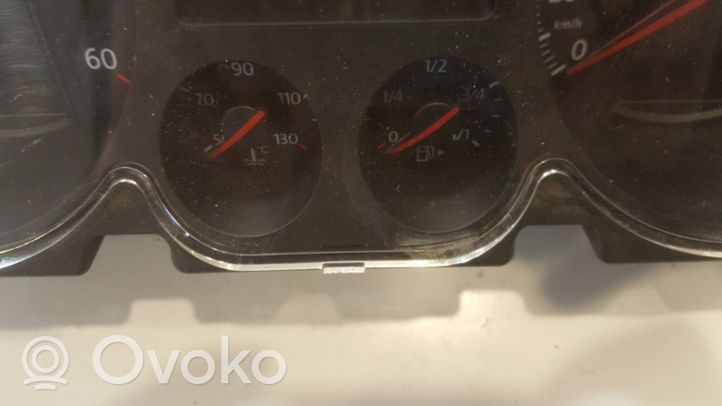 Volkswagen PASSAT B6 Tachimetro (quadro strumenti) 3C0920871