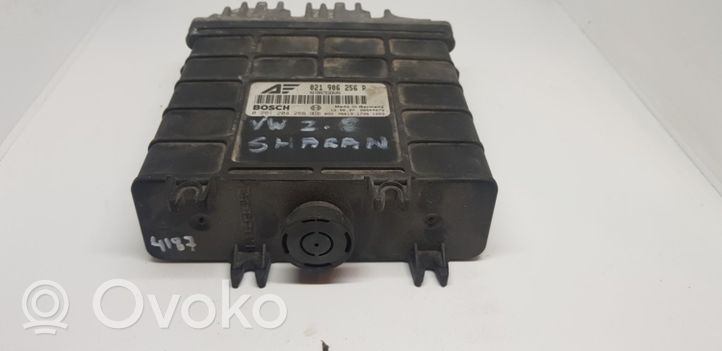 Volkswagen Sharan Sterownik / Moduł ECU 021906256P