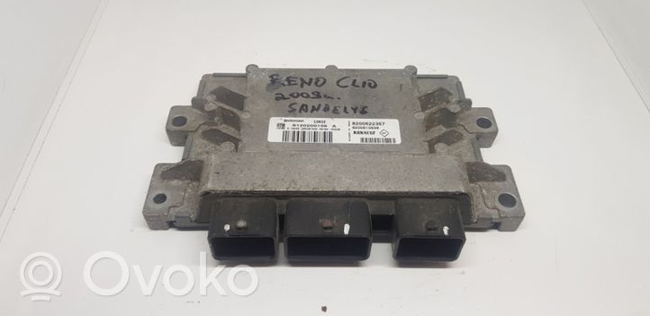 Renault Clio III Variklio valdymo blokas S1202001505A