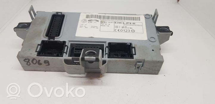 Fiat Punto (188) Module de fusibles 46817786