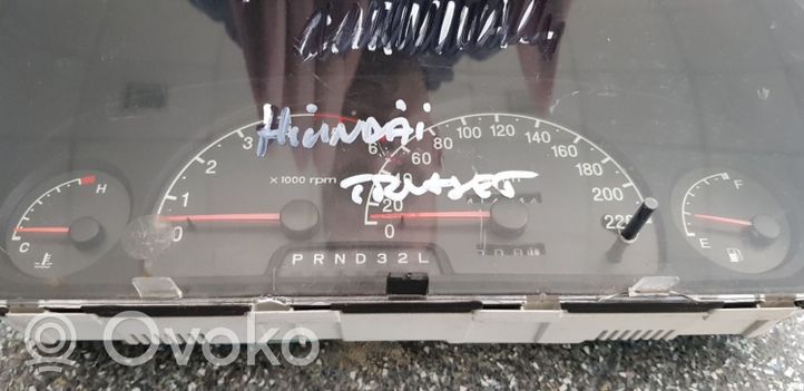 Hyundai Trajet Geschwindigkeitsmesser Cockpit 940033A866