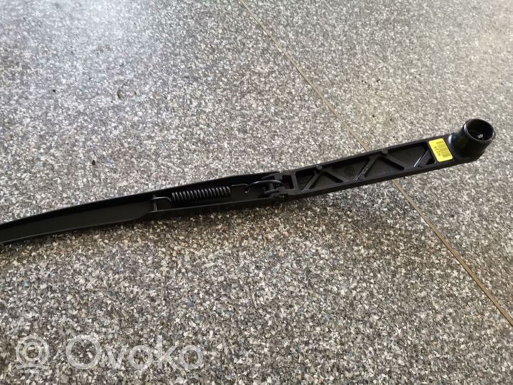 Hyundai Ioniq Front wiper blade arm 