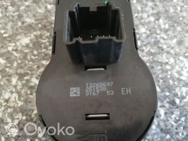 Opel Astra J Light switch 13268697