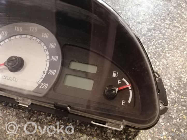 Hyundai Matrix Speedometer (instrument cluster) 9400617100