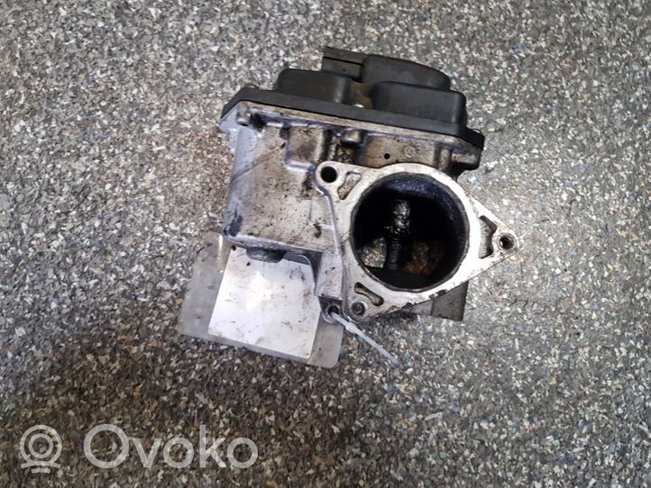 Volkswagen PASSAT CC Zawór EGR 03L131501D