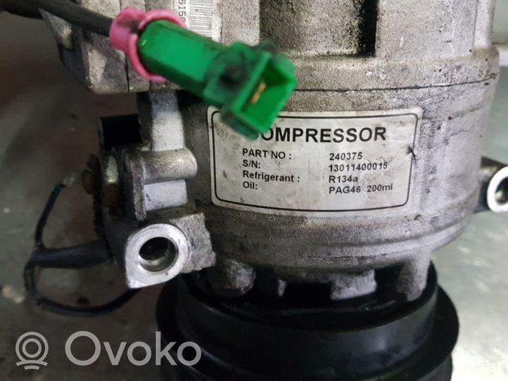 Audi A4 S4 B5 8D Ilmastointilaitteen kompressorin pumppu (A/C) 