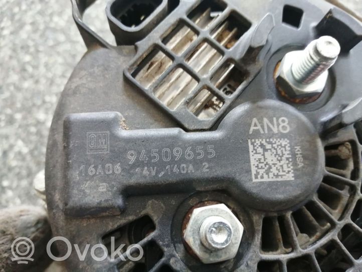 Opel Mokka Generatore/alternatore 94509655