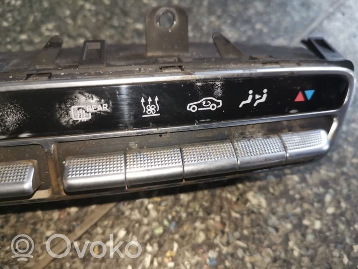 Mercedes-Benz Vito Viano W447 Panel klimatyzacji A4479052504