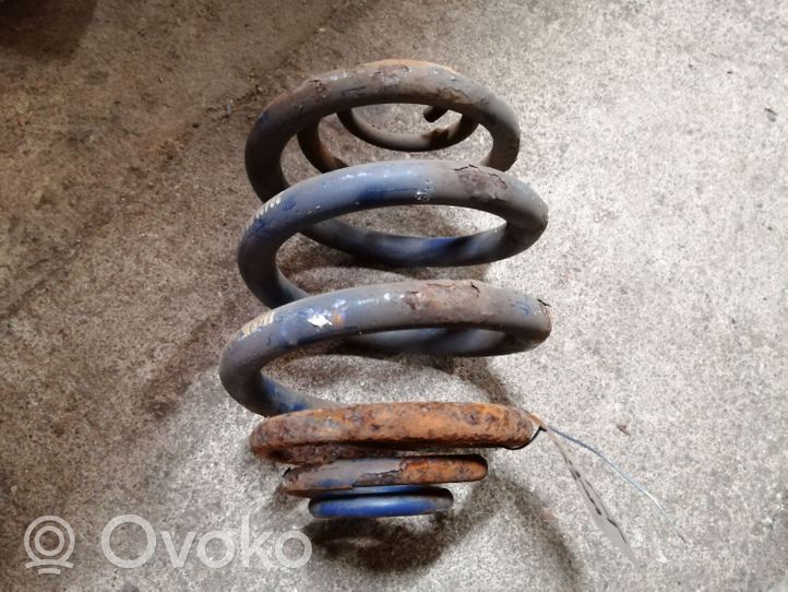 Volkswagen Transporter - Caravelle T4 Rear coil spring 