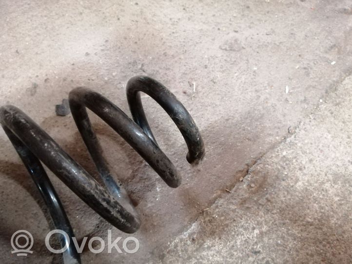 Opel Zafira C Front coil spring 