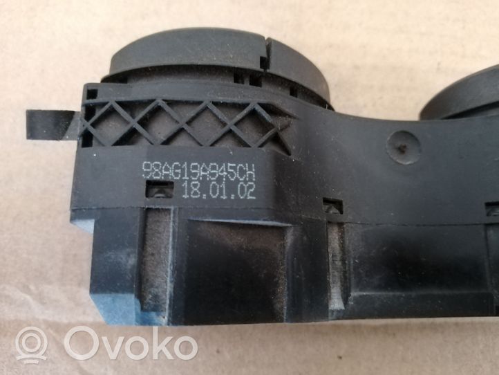 Ford Focus A set of switches 98AG19A945CH