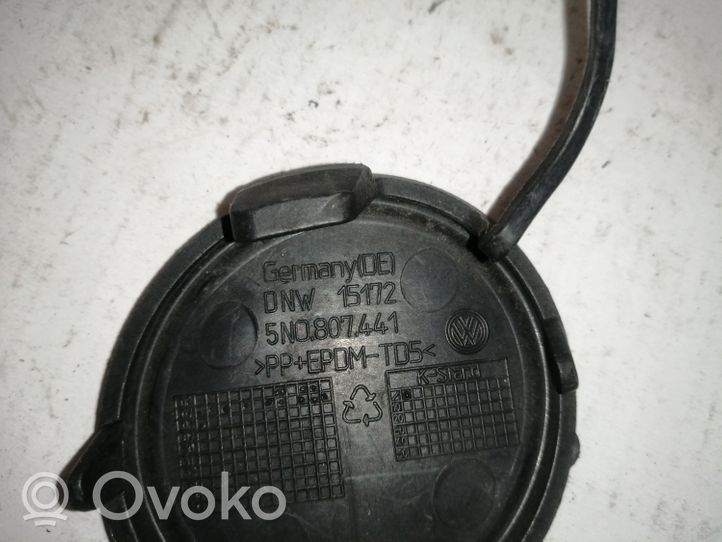 Volkswagen Tiguan Zaślepka haka holowniczego zderzaka tylnego 5N0807441