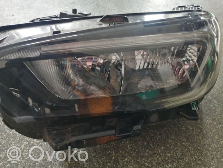 Buick Encore II Lampa przednia 42756089