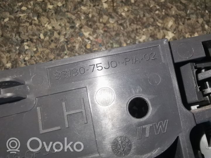 Nissan Pixo Galinė atidarymo rankenėlė vidinė 8313075J0