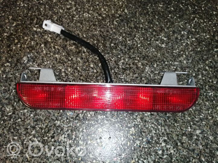 Mitsubishi Colt CZ3 Luce d’arresto centrale/supplementare 09967029