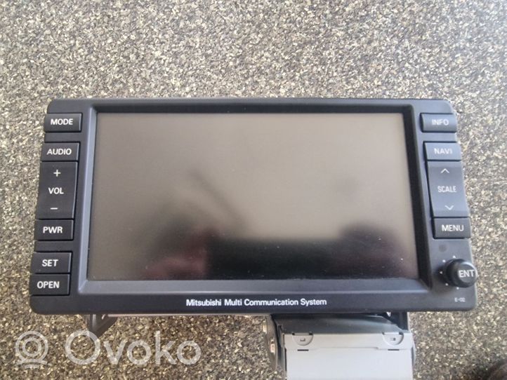 Mitsubishi Outlander Panel / Radioodtwarzacz CD/DVD/GPS 8750A143