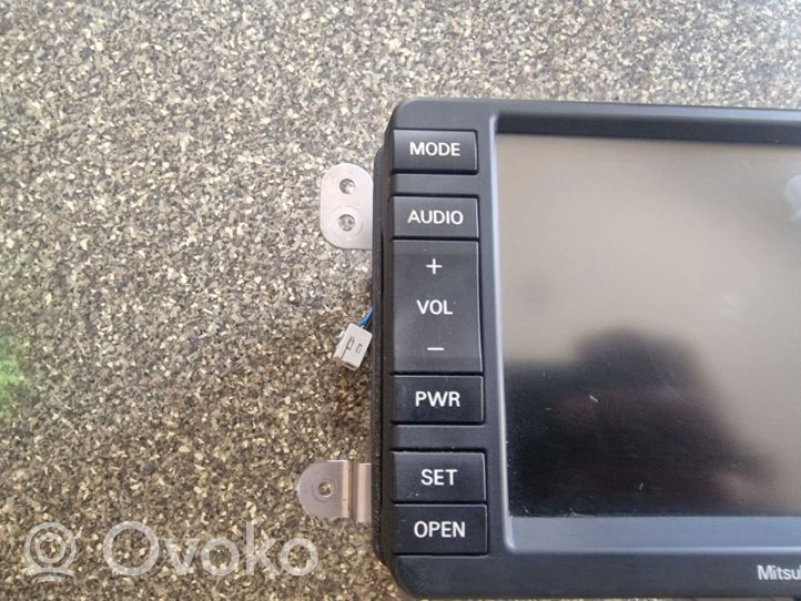 Mitsubishi Outlander Radio/CD/DVD/GPS head unit 8750A143