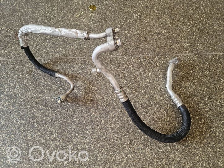 Chrysler 200 Air conditioning (A/C) pipe/hose 