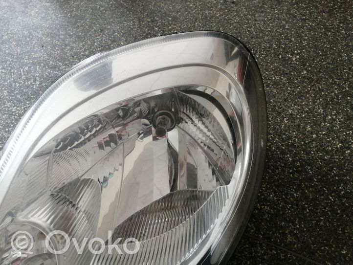 Opel Vivaro Headlight/headlamp 8200701354