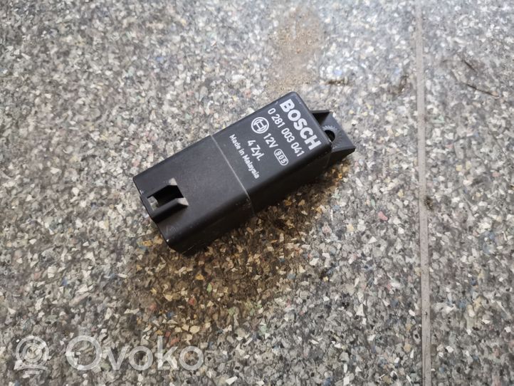 Opel Antara Przekaźnik / Modul układu ogrzewania wstępnego 0281003041