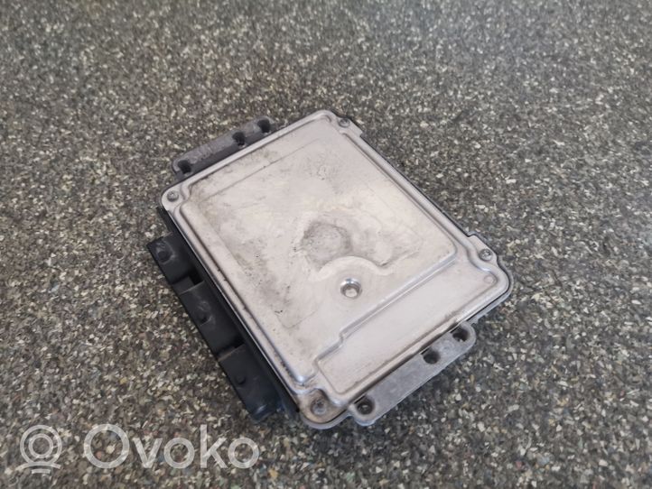 Nissan Primastar Sterownik / Moduł ECU 0281011531