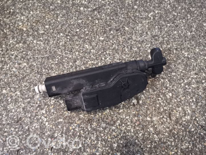 Audi A8 S8 D3 4E Ugello a spruzzo lavavetri per faro 4E0955965AA