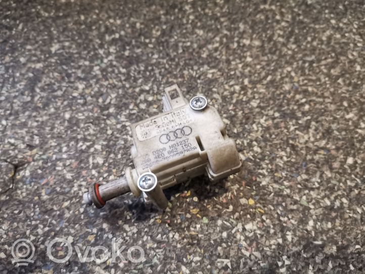 Audi A8 S8 D3 4E Moteur de verrouillage trappe à essence 4E0862150