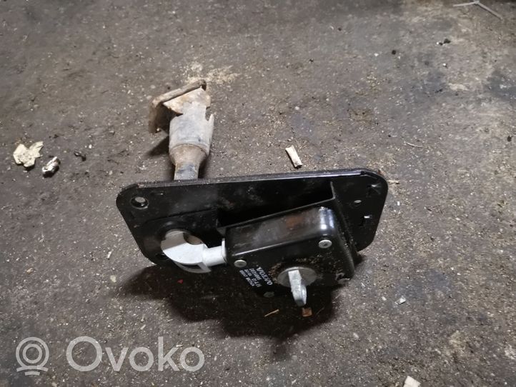 Volvo XC90 Supporto di montaggio ruota di scorta 8624896